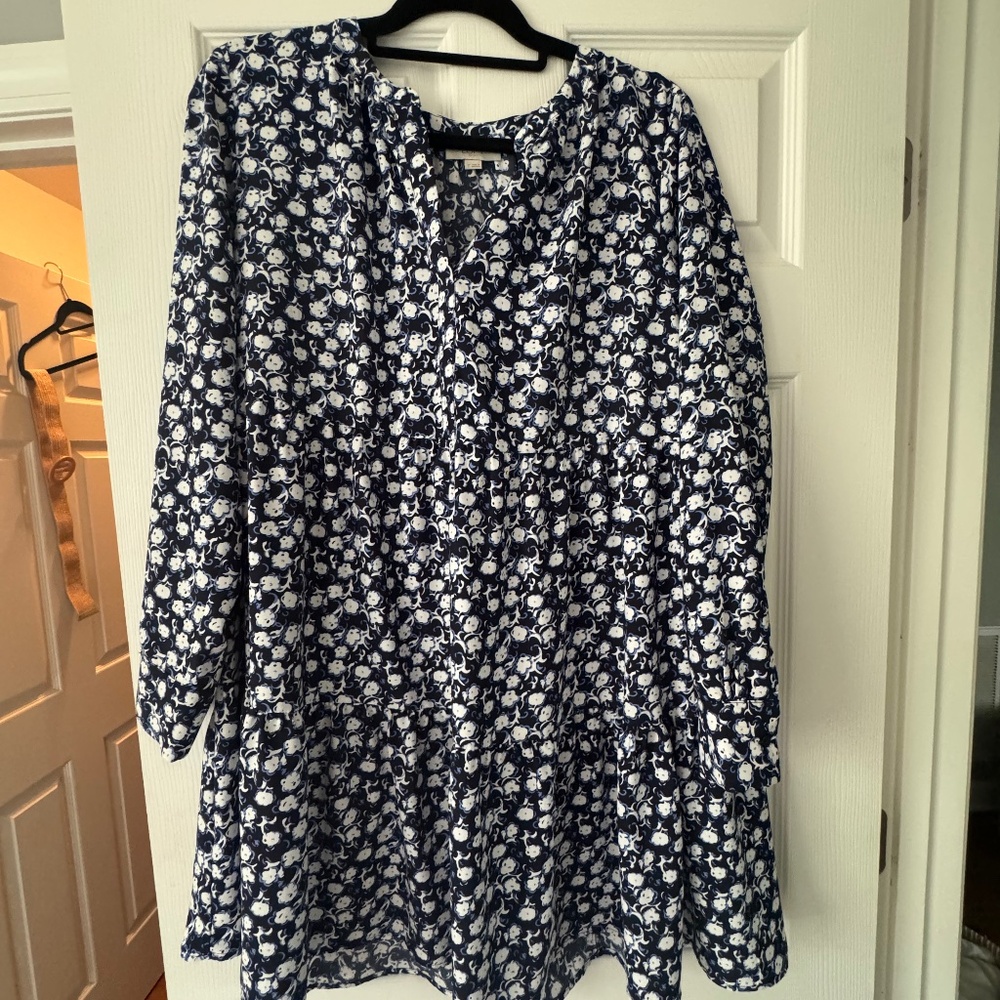 LOFT navy floral long sleeve swing dress